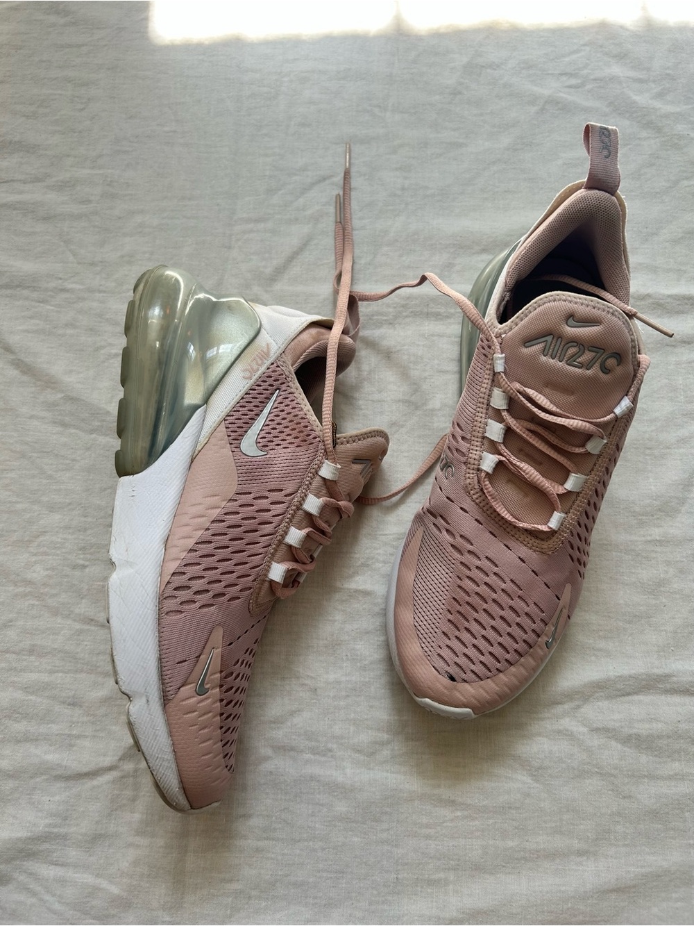 Nike Women's Air Max 270 in Dusty Rose - Picture 4 of 6